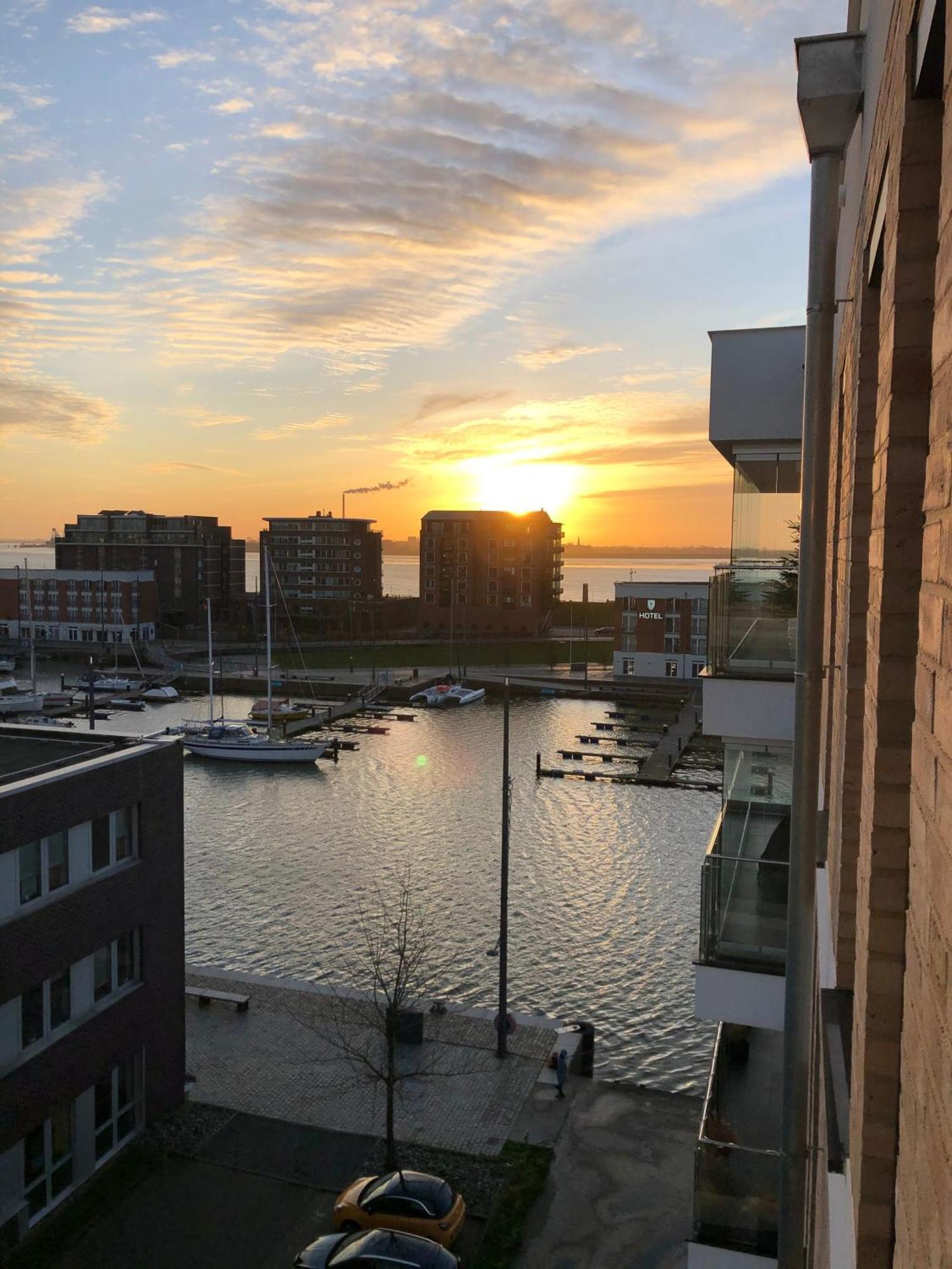 Port Marina "Schlagseite" Apartman Bremerhaven Kültér fotó