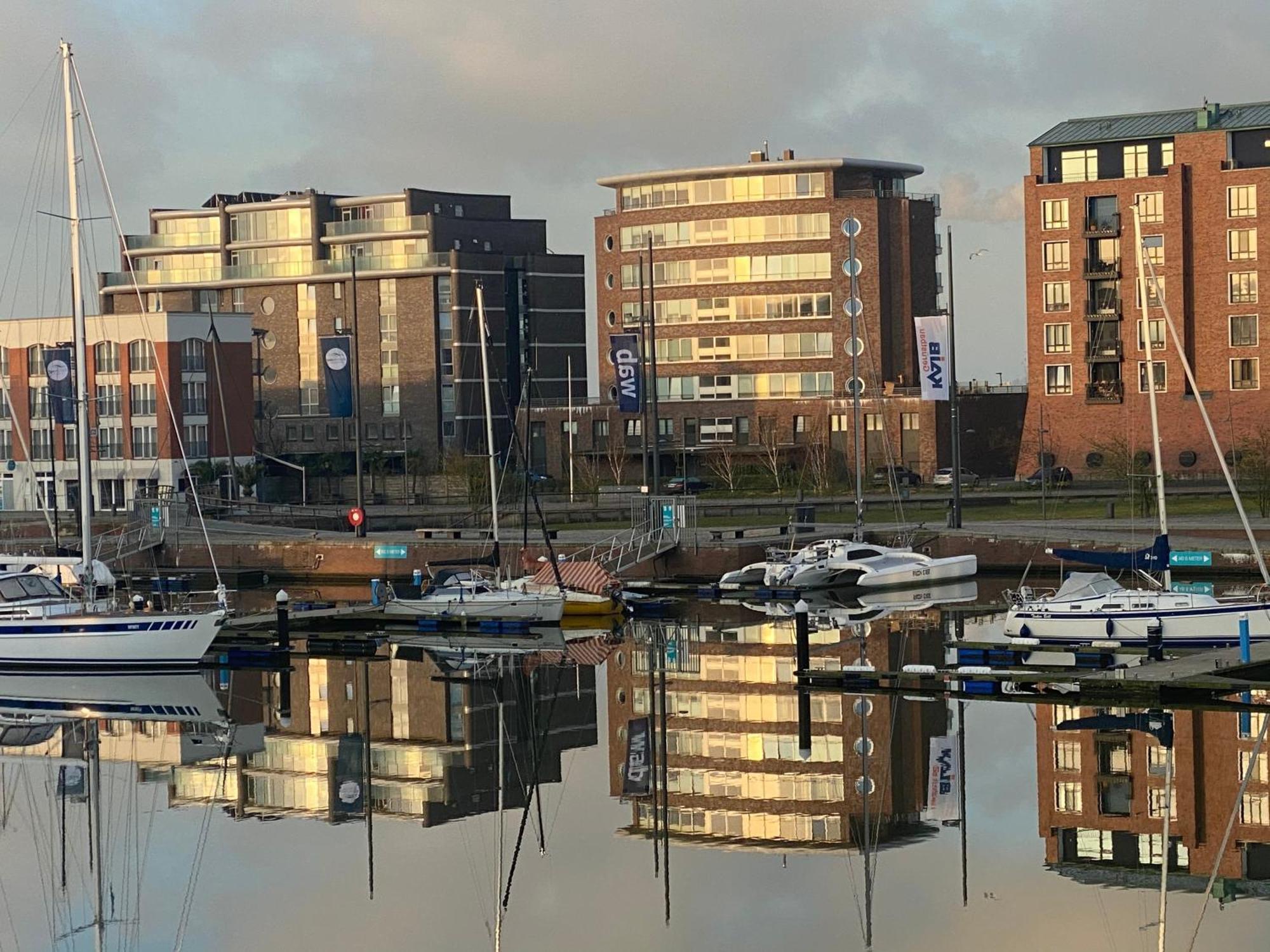 Port Marina "Schlagseite" Apartman Bremerhaven Kültér fotó